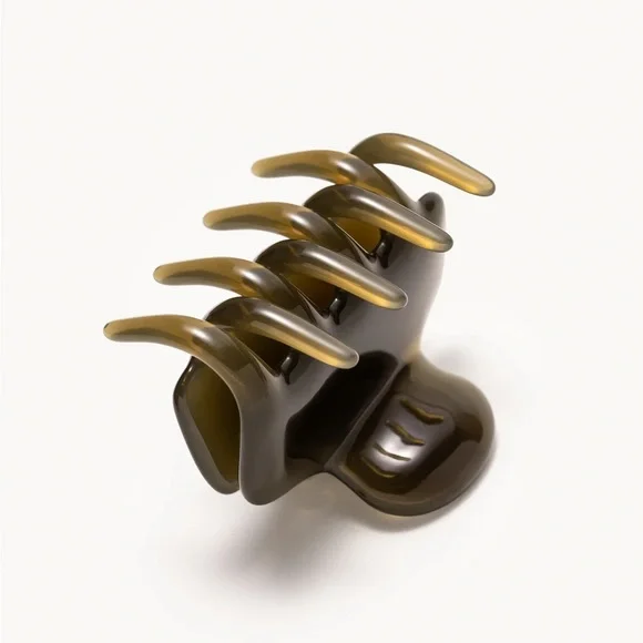 Undo Hairware No. 5 Olive Claw Clip - Picture 4 of 5
